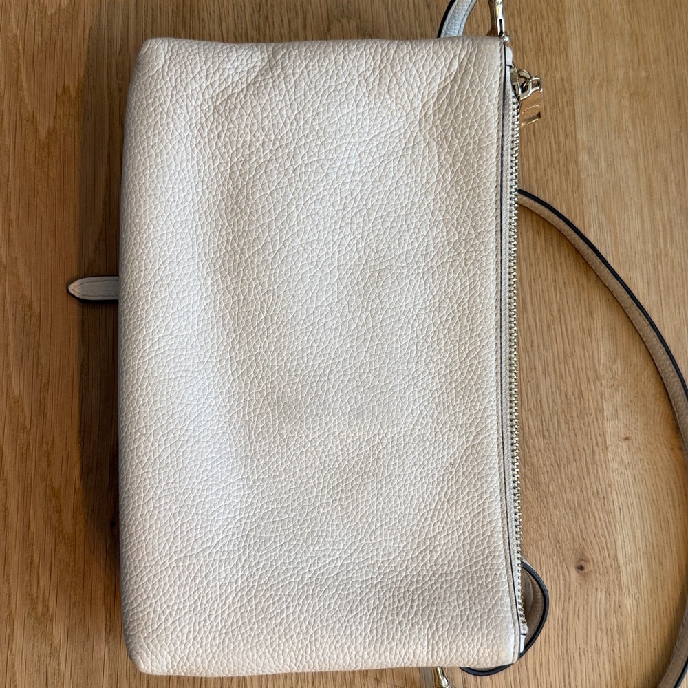 Coach F38273 Pebble Leather Lyla Crossbody - IM/Chalk - Picture 3 of 6